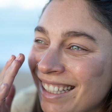 PREORDER - SunButter Tinted SPF50 Reef Safe Face Sunscreen-4